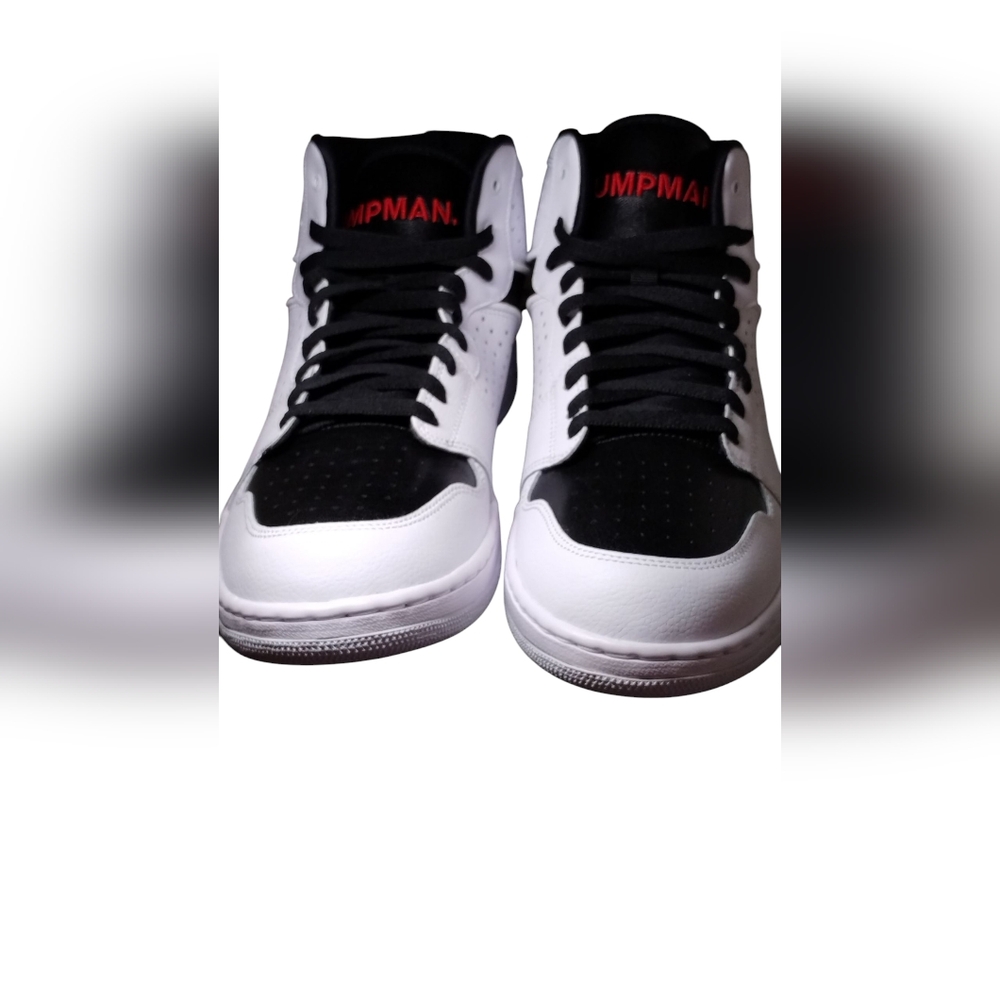 NIKE Jordan Men's Black Sneakers Athletic Size 12 New In Box NWT - Picture 16 of 16